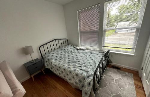 Hamptons Beach House, 5-minute walk to Bay Beach - Foto 16