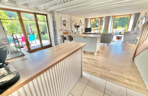 Quai du Val is a Charming Pet and Family Friendly Riverside Gite in Lehon close to Dinan Sleeps 7 - Photo 6