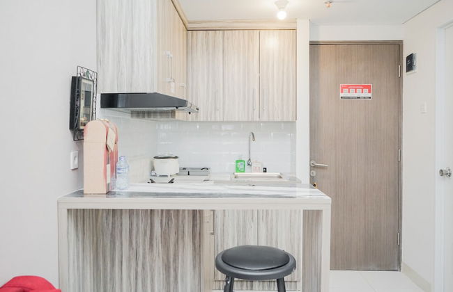 Best Price 2BR at Emerald Bintaro Apartment - Foto 9