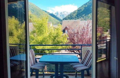 Appart 6 personnes esprit chalet vue sur montagne - Foto 2