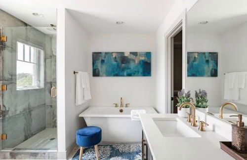 Brand New Luxury Home near Downtown - Foto 17