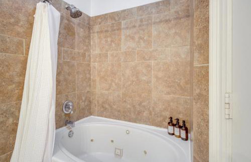 Less Than 1 Mi to Beach - Home with Deck and Yard in Waveland! - Foto 17