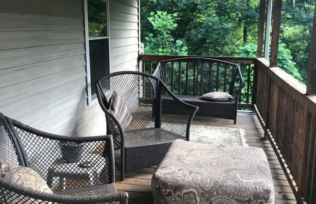 Comfortable Mountain Home near Everything yet Private - Foto 10