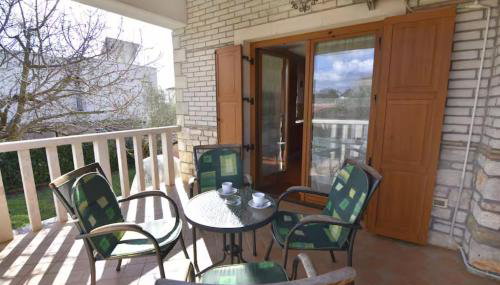 Flat with shared pool in Fiorini - Foto 5