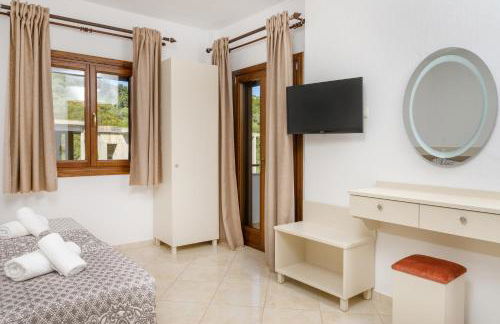 PENSION STELIOS - Photo 13