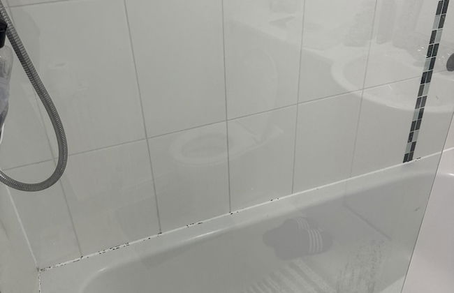 Immaculate 2-bed Apartment in Greenhithe - Foto 9