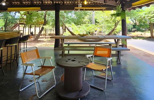 Charme de um típico chalé de campo com lareira. - Foto 42