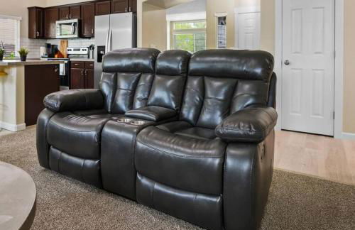 Remodeled, Charming Retreat on the City's Doorstep - Foto 16