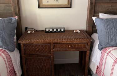 The Carriage House - Photo 10