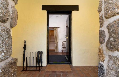 Naut Retreat, The Big Barn - Spacious & cosy cottage, walk to Porthcurno beach, Pedn Vouder & Minack Theatre - Photo 50