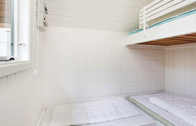 Quaint Holiday Home in Sjaellands Odde near Sea - Photo 12