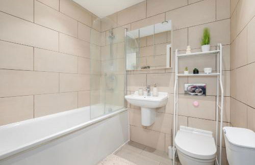 1 Bedroom Apartment near City Airport - Foto 8