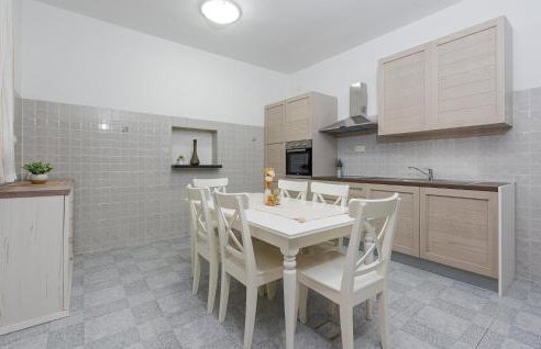 Awesome Home In Zadar With Kitchen - Foto 5