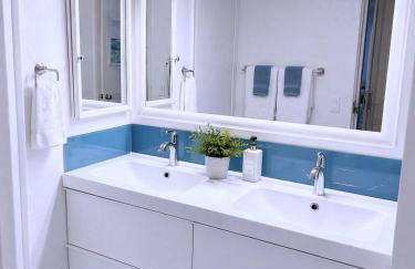 SolMar Breeze - 1BR Condo at North Coast Village - Heated Pools, Hot Tubs & Steps to Beach, Oceanside Harbor and Pier - Photo 9