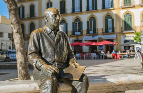 Two Bedroom Apartment in Málaga Center with Views - Photo 15