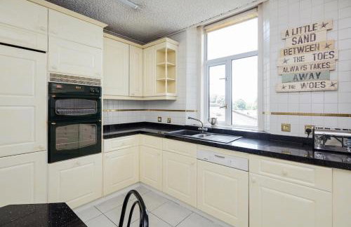 Beautiful 'Mayfield' Villa with private pool! - Foto 18