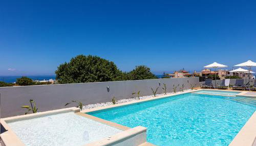 Evilio Suites, Inspired Family Retreat with Pool, Βy ThinkVilla - Foto 4