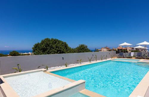 Evilio Suites, Inspired Family Retreat with Pool, Βy ThinkVilla - Foto 4