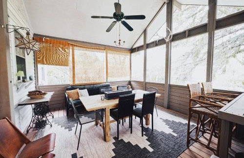 Amenities Galore Sweet Lil Bungalow in Sheridan - Foto 54