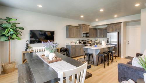 Garden City Townhome, Close to Parks and Downtown! - Foto 1