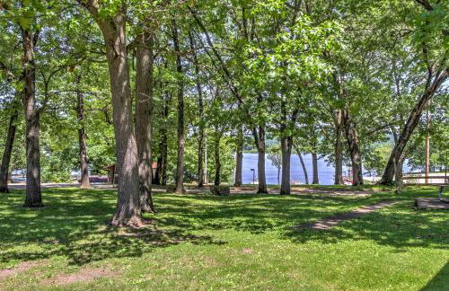 Walk to River! Its A Wonderful Life Cottage - Foto 24