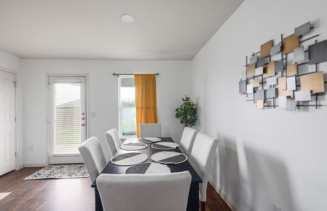 Hot Tub Foosball Fenced Yard Parking - Foto 7