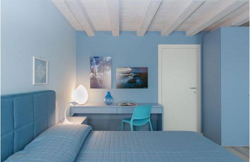 Tiffany Home - Photo 61