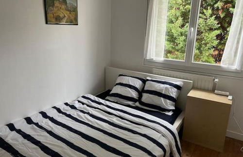 Maison indépendante avec 6 chambres proche du tram A - Foto 12