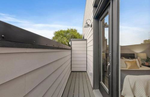 Upscale 3BDR Penthouse with Rooftop TV and Stunning Capitol and Monument Views Near Popular H Street Corridor Parking Included Free Cancellation - Foto 28