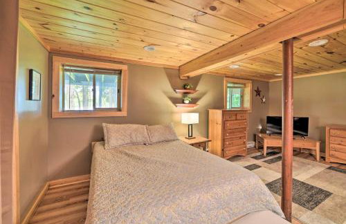 Lakefront Cabin Woodstove, Firepit and Ice Fishing! - Foto 23