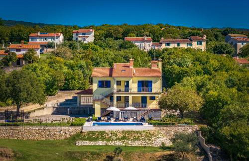 Seaview Pool House Mytilus - Happy Rentals - Foto 29