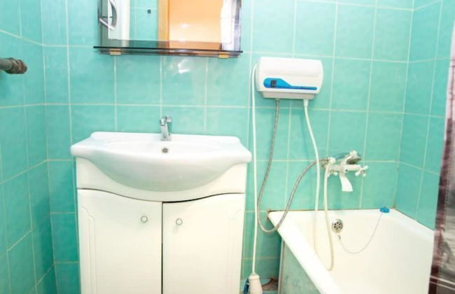 Apartment on Tolstogo St. 25 - Photo 6