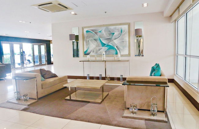 CondoDeal at Sea Residences - Foto 2