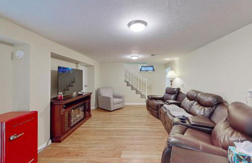 Work and Play! Home 1 Mi to Dtwn and Central Market - Foto 21