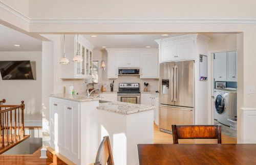 Family Downtown Mansion - Sleeps 13 - Foto 4