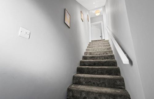 Welcoming Home in Hurlford, Kilmarnock - Bonnie Lodgings - Foto 21