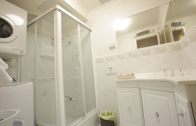 Beachfront Shoal Bay - Photo 10