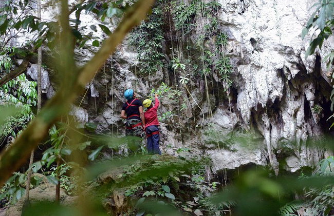 Súper camping: Aventura en una cueva durante la noche en Ian Anderson's Caves Branch Lodge - Foto 5