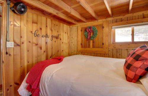 Away at Moose Bay Breezy Point Gem with Game Room - Foto 19