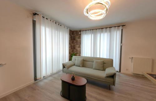 sacha's house ,à coté du RER,val d'europe,Paris-Disney . - Foto 8