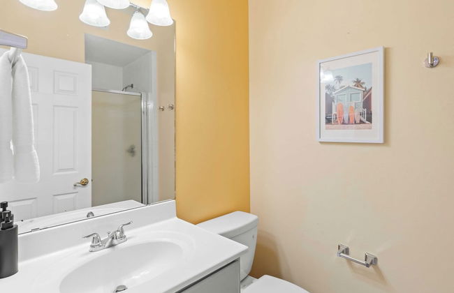 Steps to Beach! Arcade Game Room, Pool + Hot Tub Calico Scallop by Avantstay - Foto 35