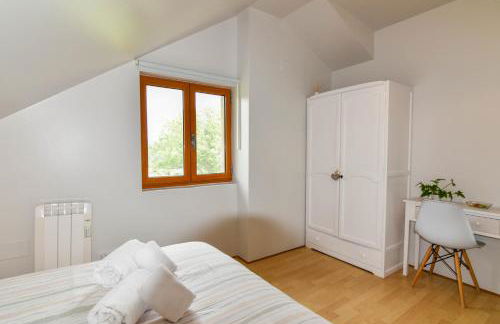 Casa con gran jardín y piscina en Cabarceno - Foto 19