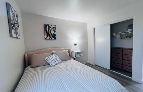 Stylish & Fully Renovated Home! - Foto 16