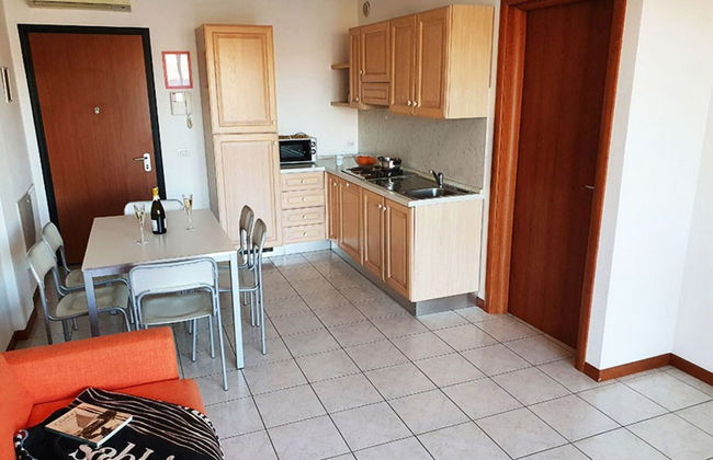 Peschiera - Pool & Free Parking - Photo 12