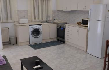 Leros Lakki Entire rental unit, Host Kathy - Foto 7