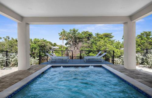 NEW! Manatee Dreams, Pool & Boat Slip, Min to AMI! - Foto 47