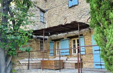 La maison Haut-perché townhouse with view and jacuzzi - Photo 2