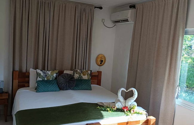 Lucy's guesthouse - Photo 12