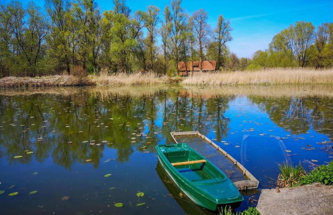 Adorable Home With Pool & Hot Tub Surrounded by Beautiful Nature - Photo 40