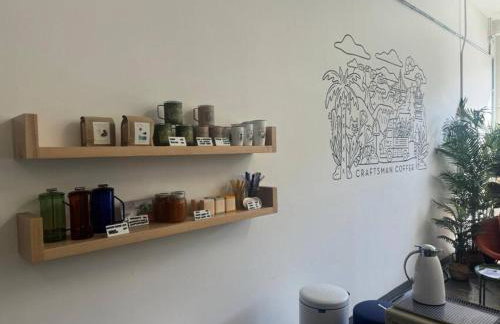 Spacious 5BR Coastal Retreat - 8 Beds Beach & Golf - Photo 37